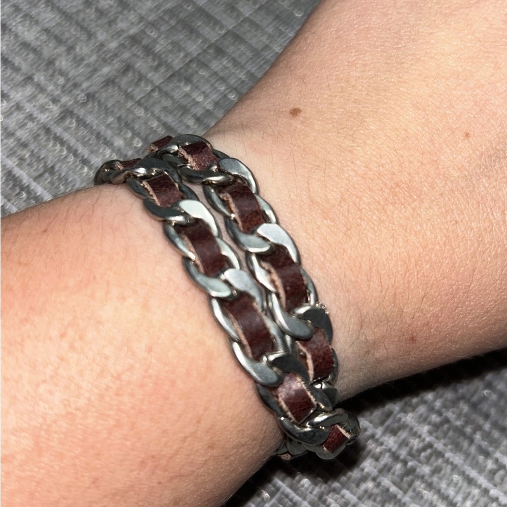 Bracelet